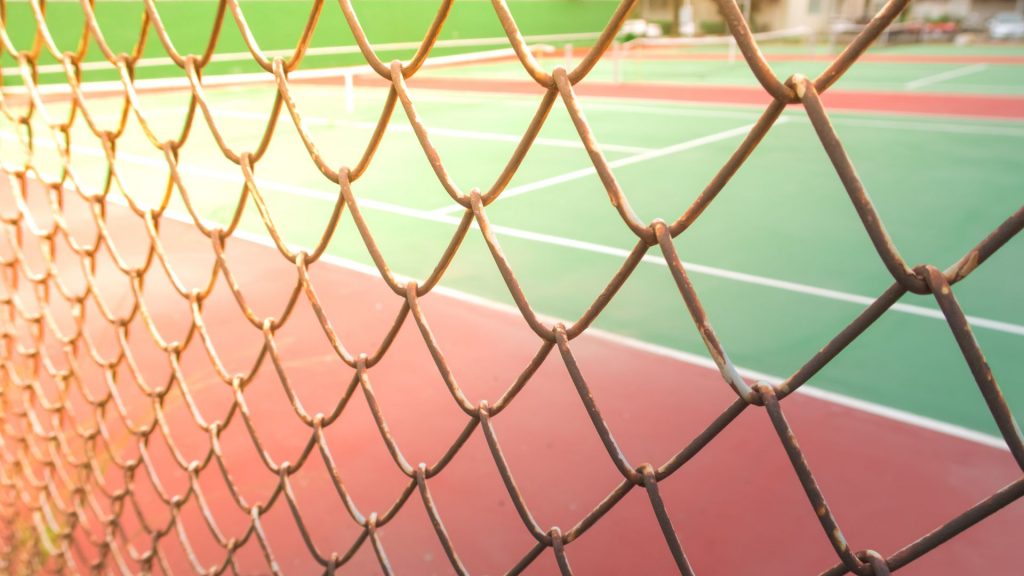 Tennis Court Fencing: What Is The Best Option For You?