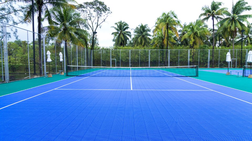 Resurface vs. Repair Your Tennis Court: Which is the Better Option?