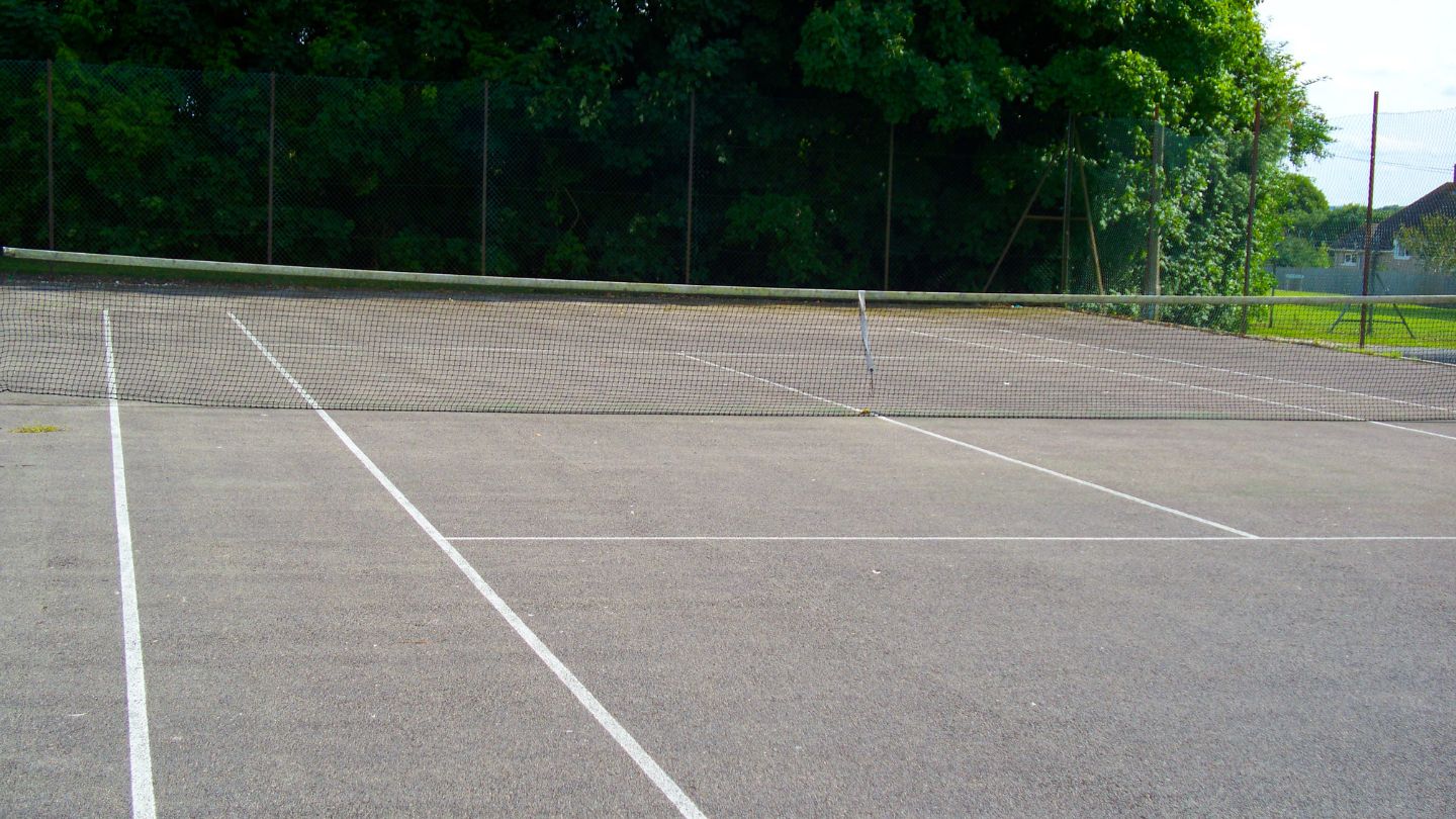 Building an Asphalt Tennis Court-What You Need to Know