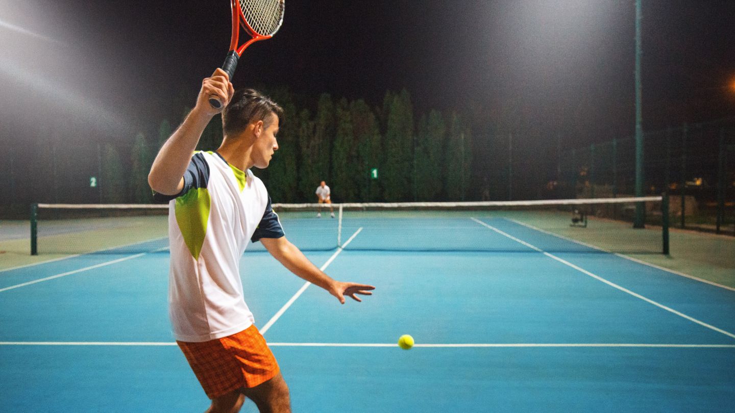 The Key Differences Between Platform Tennis Vs. Traditional Tennis