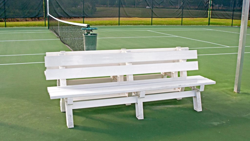 Top 3 Reasons You Should Include a Bench by Your Tennis Court